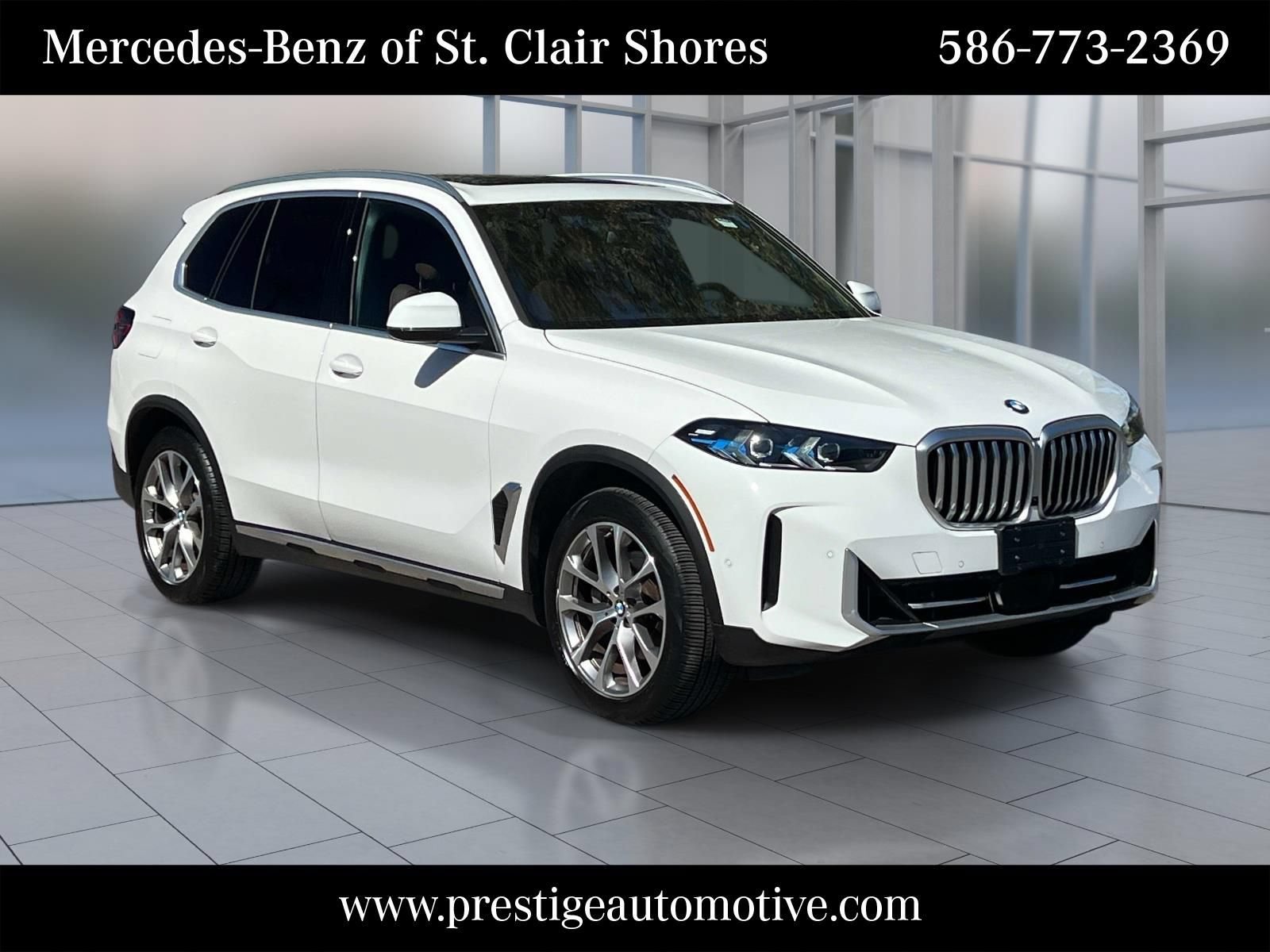 Used 2024 BMW X5 xDrive40i w/ Premium Package AWD/4WD image 8