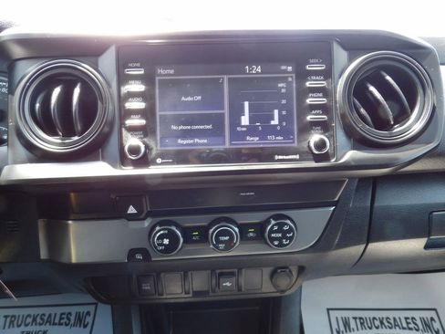 Used 2022 Toyota Tacoma SR RWD image 22