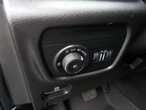 Used 2024 Jeep Grand Cherokee L Limited AWD/4WD image 20