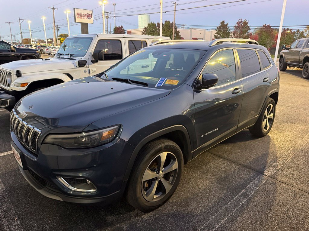 Used 2021 Jeep Cherokee Limited AWD/4WD image 3