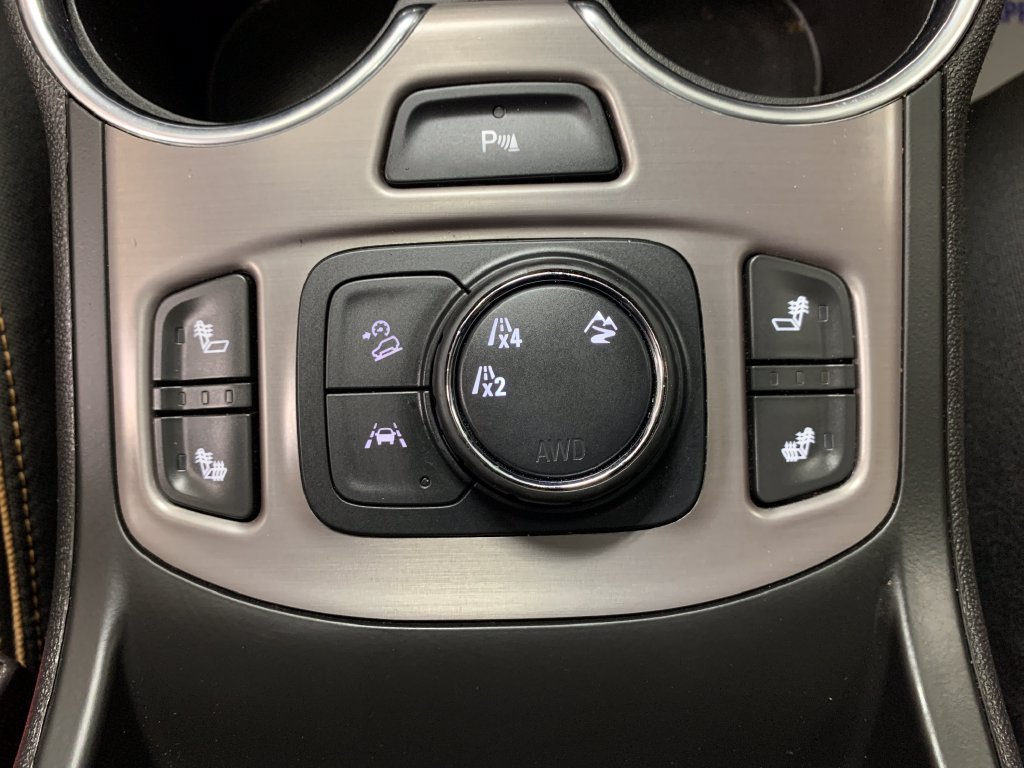 Used 2022 GMC Terrain AT4 w/ Infotainment Package II AWD/4WD image 18