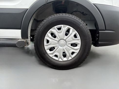 Used 2025 Ford Transit 250 Low Roof w/ Exterior Upgrade Package RWD image 10