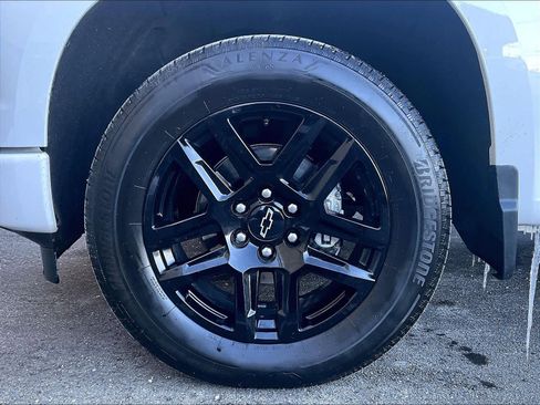 Used 2023 Chevrolet Silverado 1500 RST w/ Z71 Off-Road Package image 7