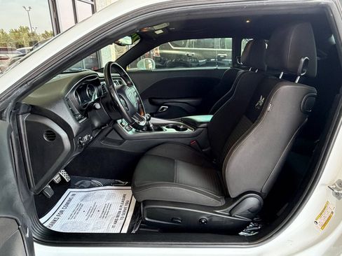 Used 2020 Dodge Challenger R/T Scat Pack RWD image 5