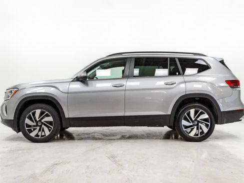 Used 2024 Volkswagen Atlas SE FWD image 29
