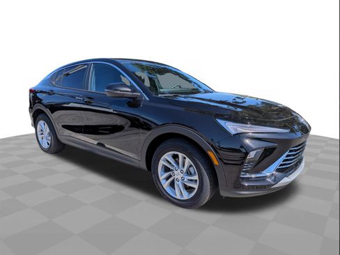 New 2026 Buick Envista Preferred FWD image 2