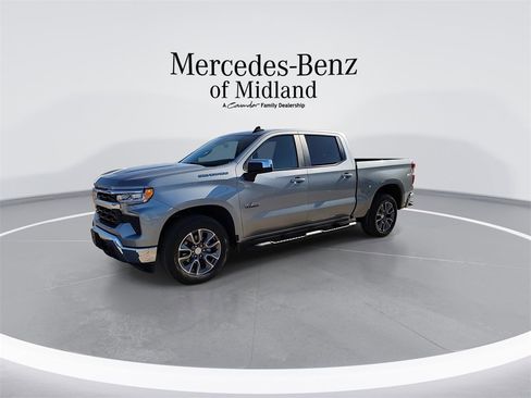 Used 2025 Chevrolet Silverado 1500 LT w/ Protection Package image 4