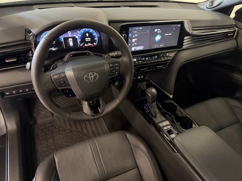 Used 2026 Toyota Camry XSE w/ Premium Plus Package AWD/4WD image 9