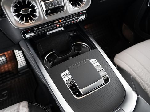 Used 2025 Mercedes-Benz G 63 AMG 4MATIC image 19