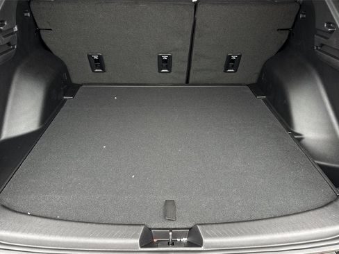 New 2026 Chevrolet Equinox EV LT w/ LPO, Blackout Package image 15