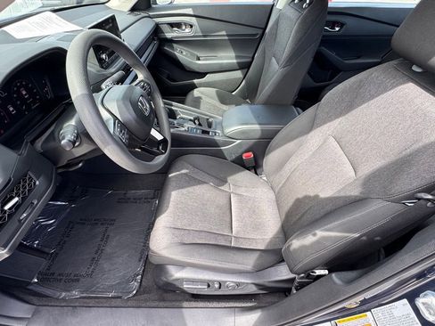 Used 2024 Honda Accord EX image 11
