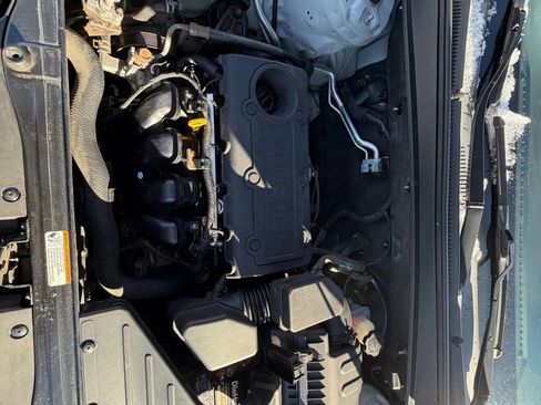 Used 2011 Hyundai Santa Fe GLS image 19