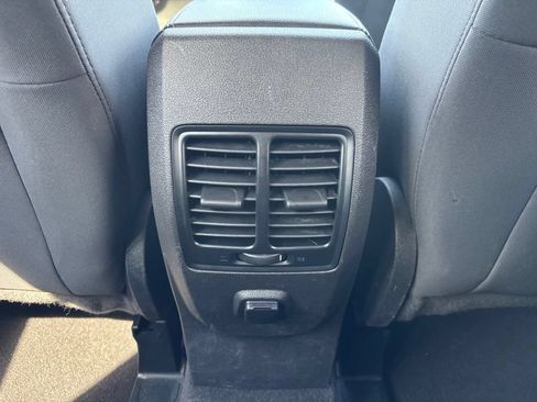 Used 2019 Ford Escape SE AWD/4WD image 28