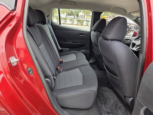 Used 2018 Nissan Leaf SV w/ SV All Weather Package image 28