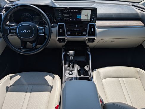 Certified 2023 Kia Sorento S AWD/4WD image 10