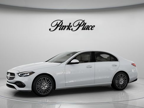 Used 2026 Mercedes-Benz C 300 Sedan image 3