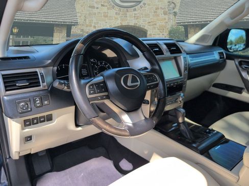 Certified 2020 Lexus GX 460 Premium AWD/4WD image 6