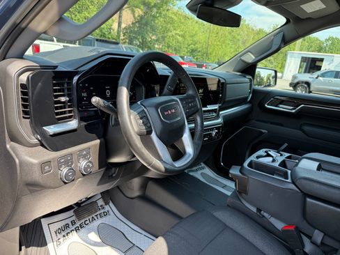 Used 2024 GMC Sierra 1500 SLE AWD/4WD image 13
