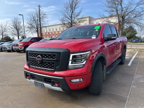 Used 2021 Nissan Titan PRO-4X w/ Pro-4x Convenience Package image 6