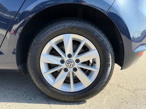 Used 2016 Volkswagen Golf SE FWD image 8