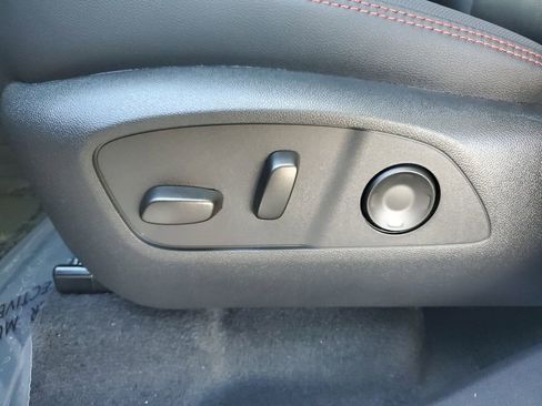 New 2026 Chevrolet Traverse RS w/ LPO, Floor Liner Package image 25