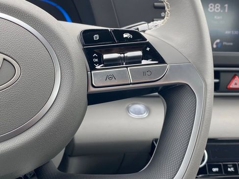 New 2026 Hyundai Elantra Sport FWD image 19