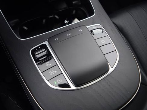 Used 2022 Mercedes-Benz E 350 4MATIC Sedan image 12