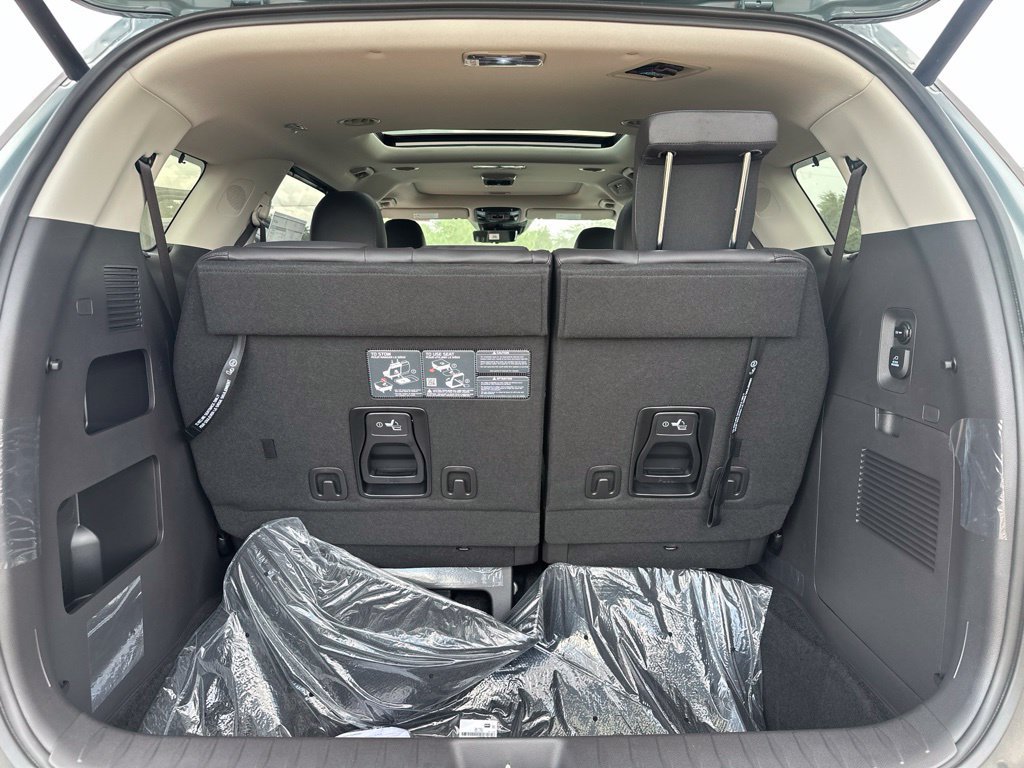New 2027 Kia Carnival SX Prestige FWD image 5