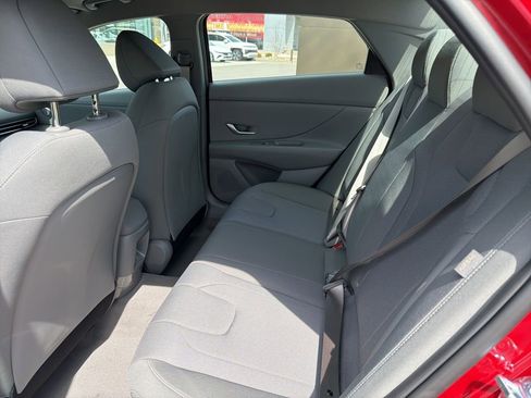 New 2026 Hyundai Elantra SE FWD image 11