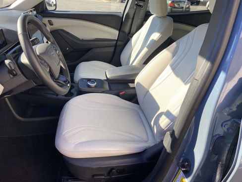 Used 2023 Ford Mustang Mach-E Premium image 13