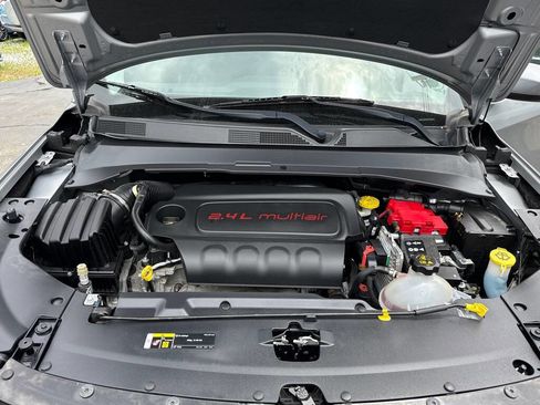 Used 2020 Jeep Compass Latitude w/ Cold Weather Group image 37