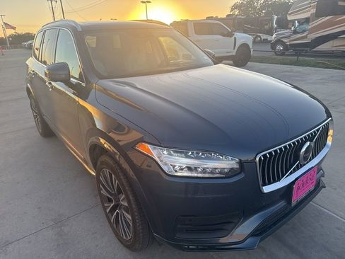 Used 2021 Volvo XC90 T6 Momentum w/ Protection Package Premier image 25