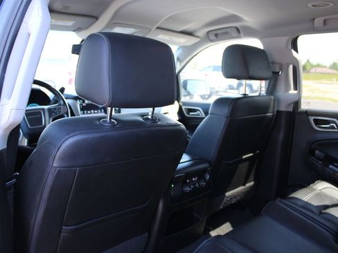 Used 2020 GMC Yukon XL Denali RWD image 31