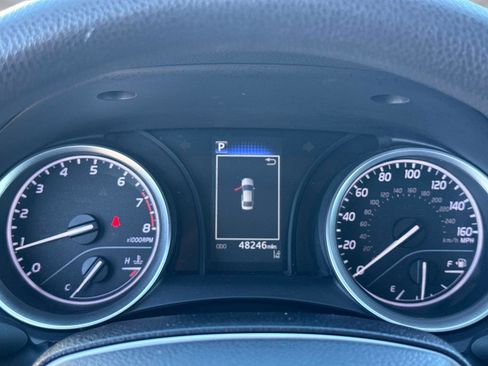 Used 2021 Toyota Camry LE image 30