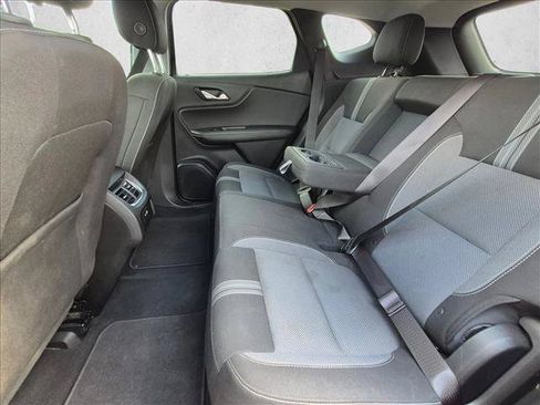 Used 2025 Chevrolet Blazer LT AWD/4WD image 14