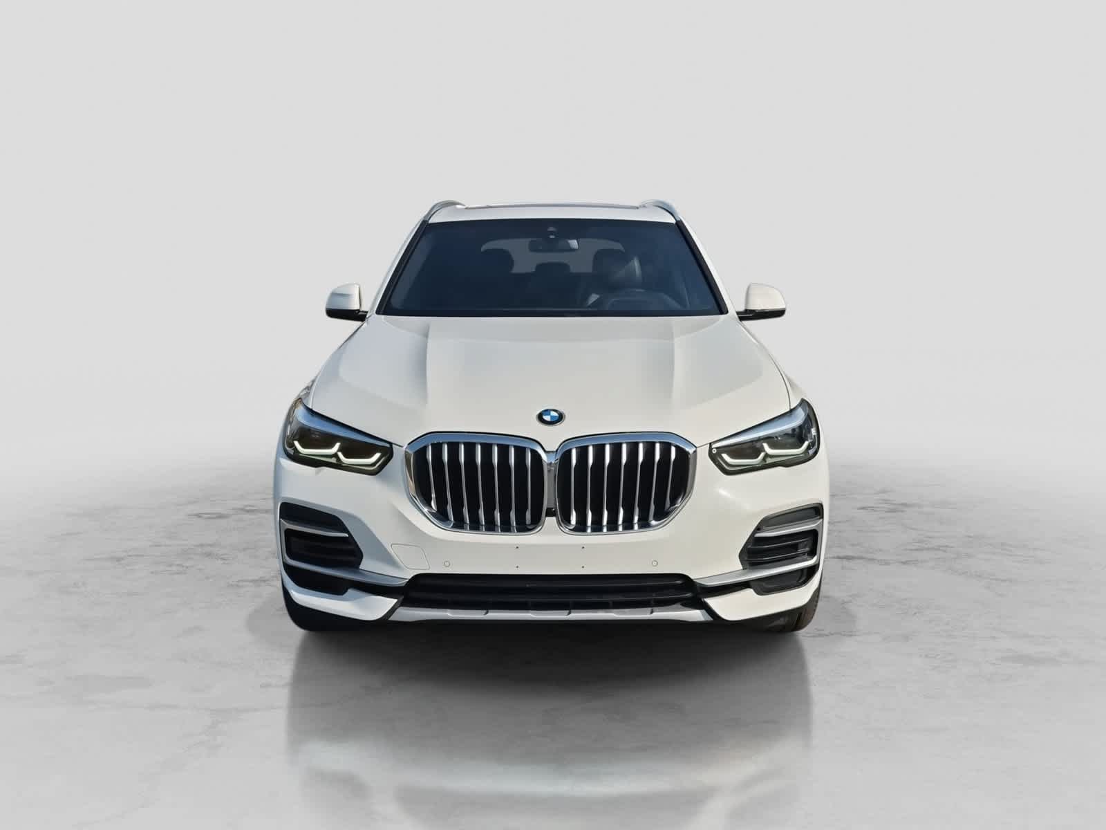 Used 2022 BMW X5 xDrive40i AWD/4WD image 3