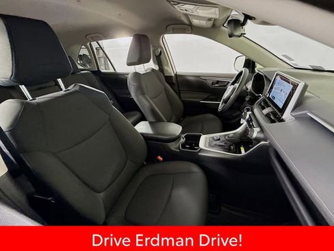 Certified 2025 Toyota RAV4 LE AWD/4WD image 23