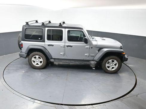 Used 2020 Jeep Wrangler Unlimited Sport S AWD/4WD image 39