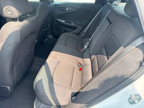 Used 2024 Chevrolet Malibu LT FWD image 35