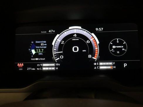 New 2025 Toyota Tundra Platinum image 14