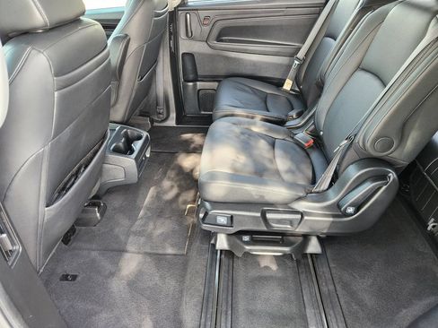 Used 2023 Honda Odyssey Touring image 31