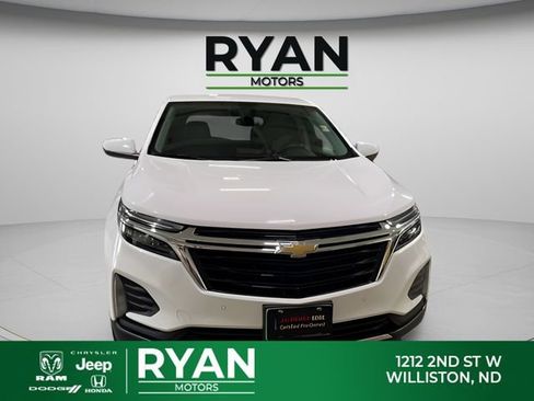 Used 2024 Chevrolet Equinox LT AWD/4WD image 8