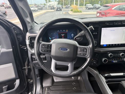 Used 2023 Ford F250 Lariat w/ Lariat Ultimate Package AWD/4WD image 35