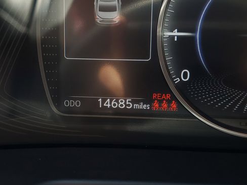 Certified 2024 Lexus ES 350 w/ Premium Package image 23