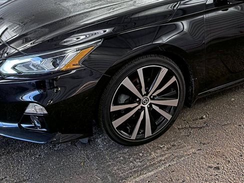 Used 2019 Nissan Altima 2.5 Platinum AWD/4WD image 15
