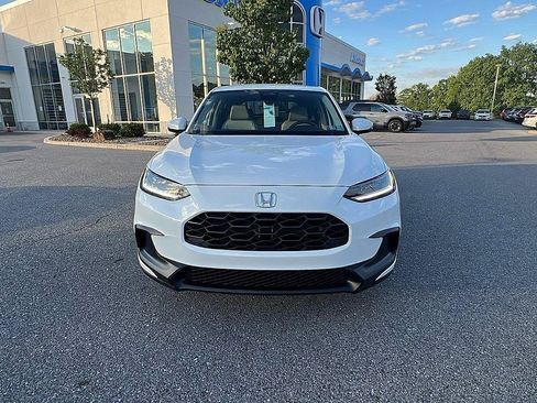 New 2027 Honda HR-V LX image 9