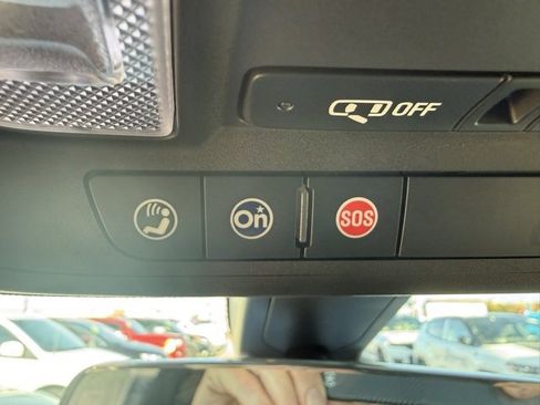 Used 2018 Cadillac XT5 FWD image 27