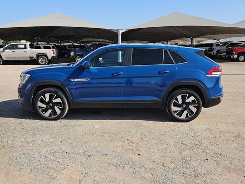 Used 2025 Volkswagen Atlas Cross Sport SE FWD image 5
