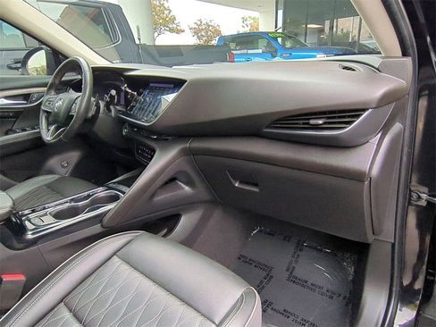 Used 2022 Buick Envision Avenir w/ Technology Package II image 32