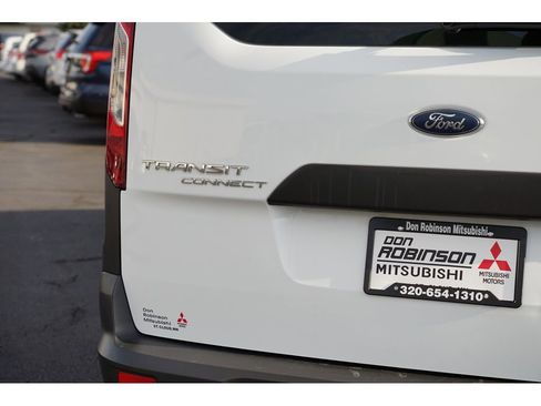 Used 2017 Ford Transit Connect XL image 10